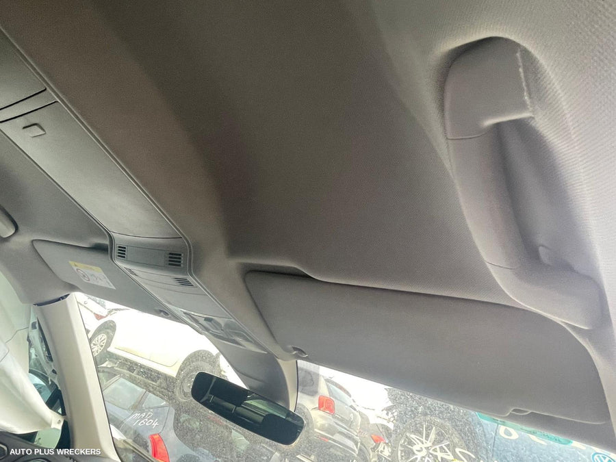 2018 Volkswagen Tiguan F Bar Reinforc Brack