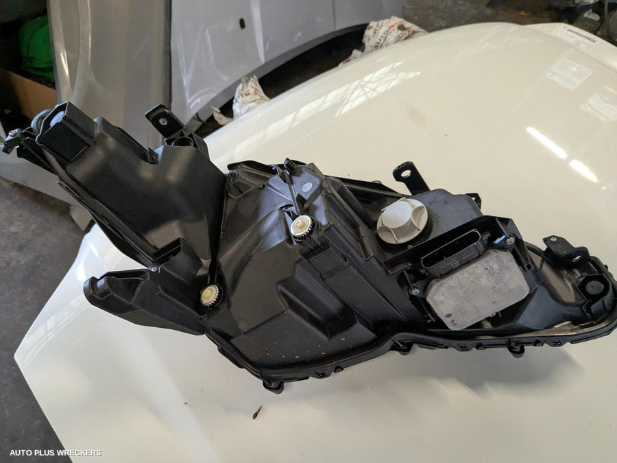 2017-2020 Toyota Camry Left Headlamp
