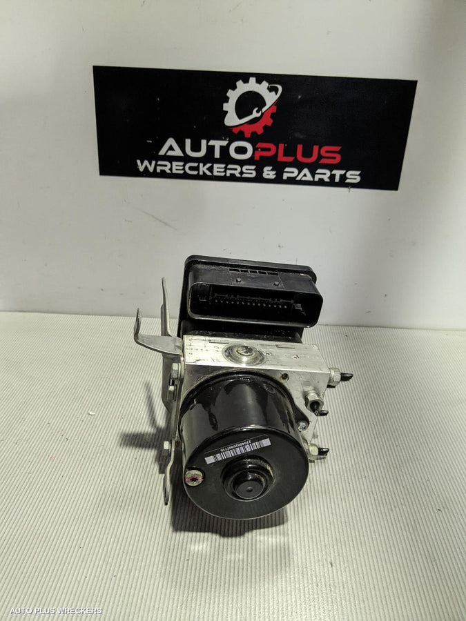 2012 Bmw 3 Series Abs Pump Modulator