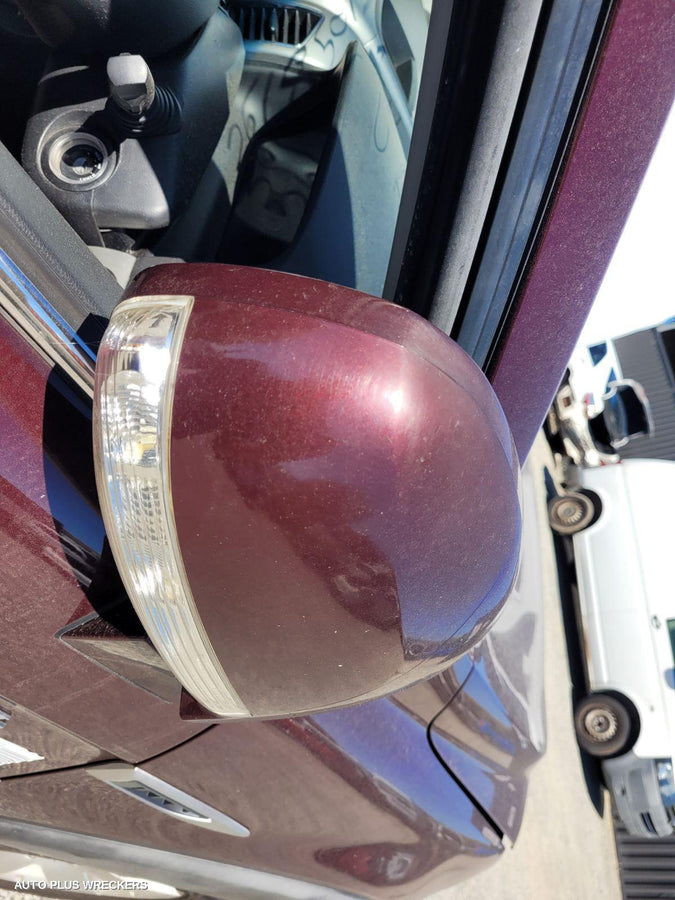 2012 Holden Captiva Right Door Mirror