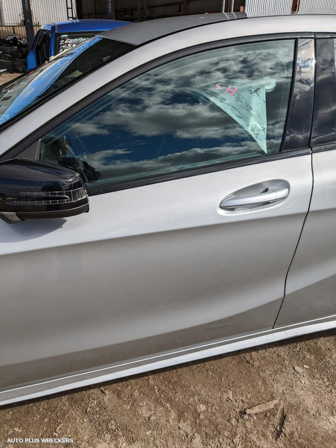 2014 Mercedes A Class Left Front Strut