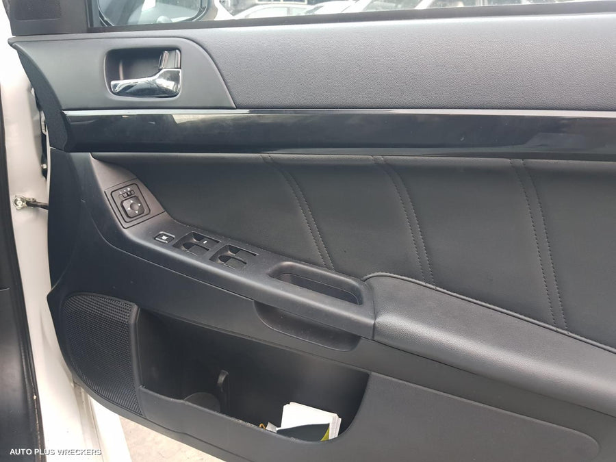 2017 Mitsubishi Lancer Left Guard Liner