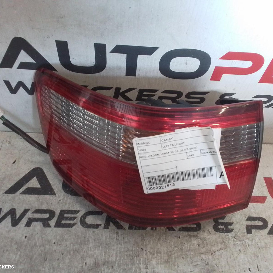 1998 Toyota Camry Left Taillight