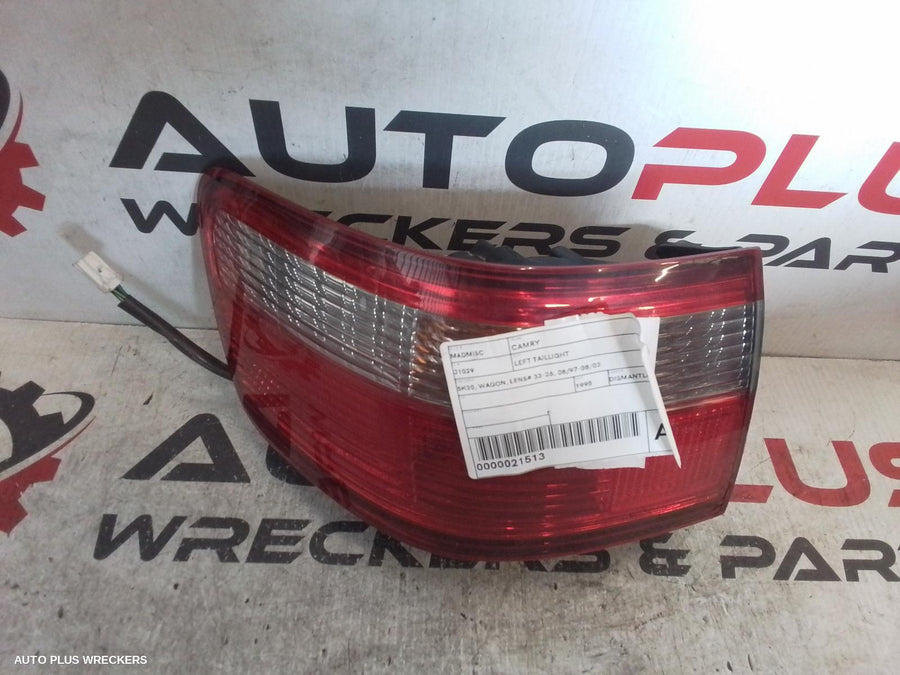 1998 Toyota Camry Left Taillight
