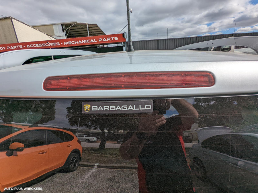 2016 Skoda Yeti Left Front Door