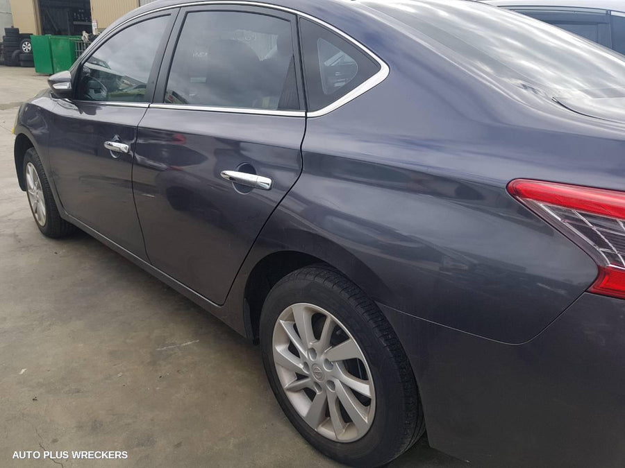 2013 Nissan Pulsar Door Boot Gate Lock