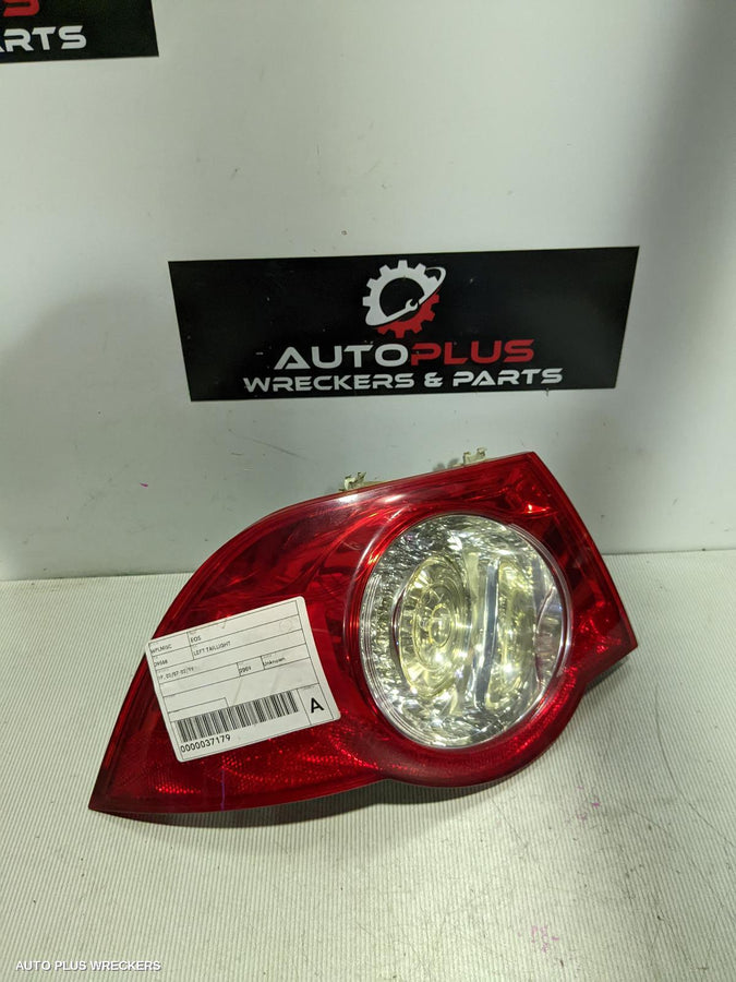 2009 Volkswagen Eos Left Taillight