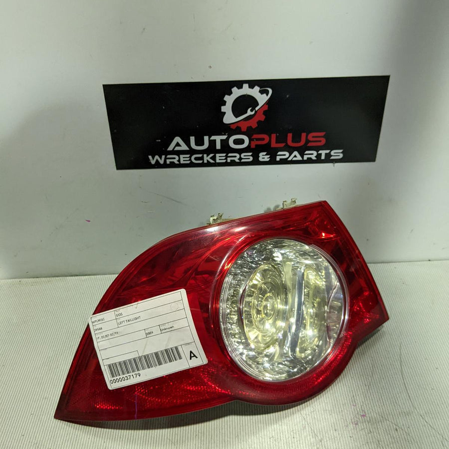 2009 Volkswagen Eos Left Taillight