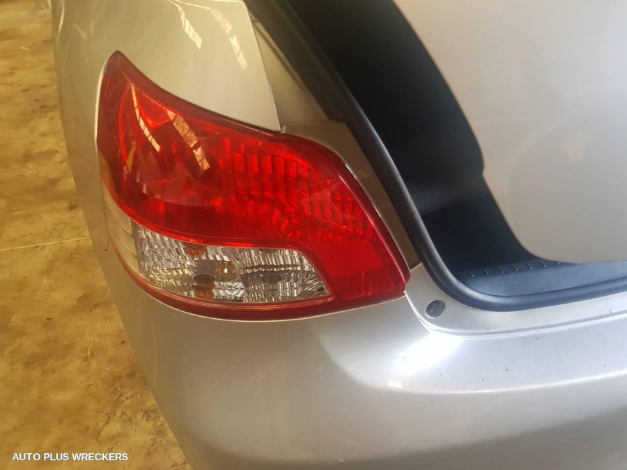 2005-2016 Toyota Yaris Sunvisor