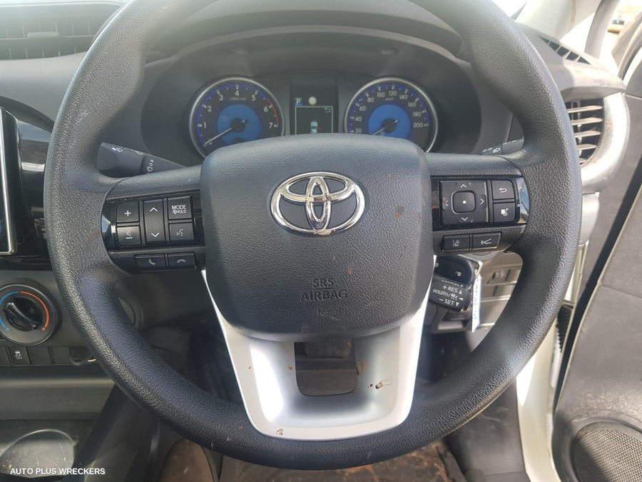 2019 Toyota Hilux Instrument Cluster