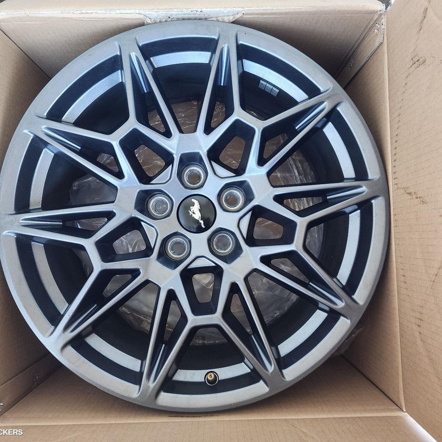 2024 Ford Mustang Wheel Mag