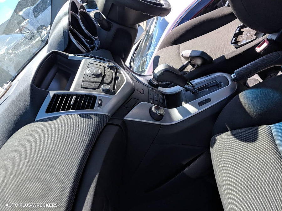 2010 Holden Cruze Left Headlamp