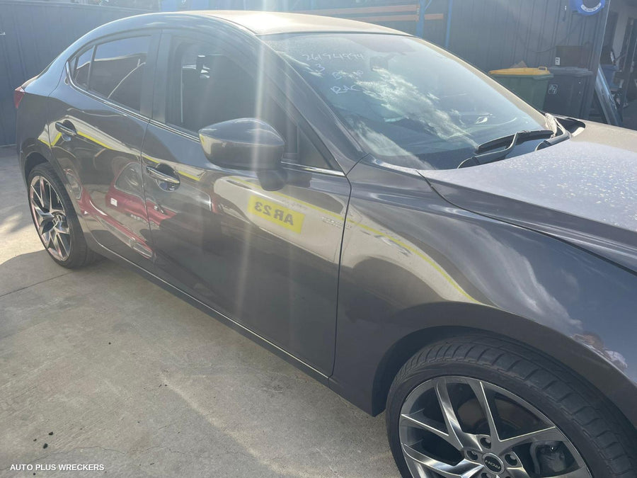 2013-2019 Mazda 3 Right Rear Door Window