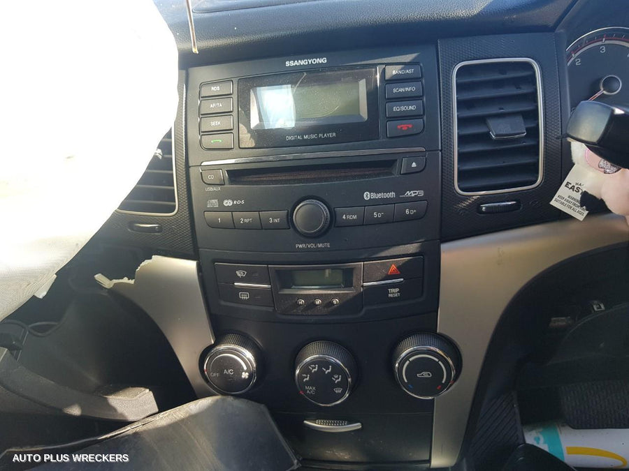 2011 Ssangyong Korando Right Guard