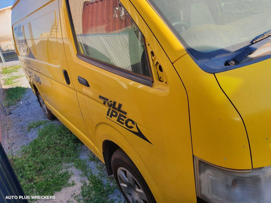 2010 Toyota Hiace Door Boot Gate Lock