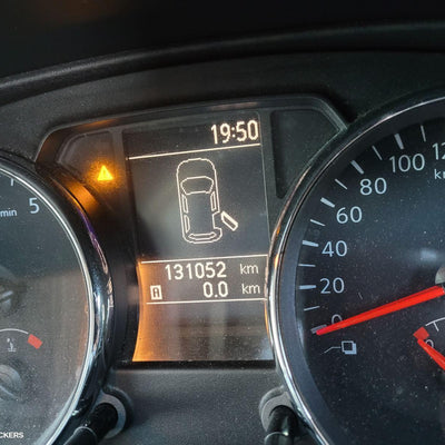 2010 Nissan Dualis Sunvisor