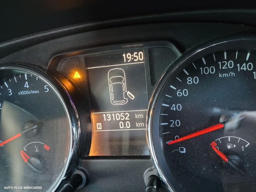 2010 Nissan Dualis Sunvisor