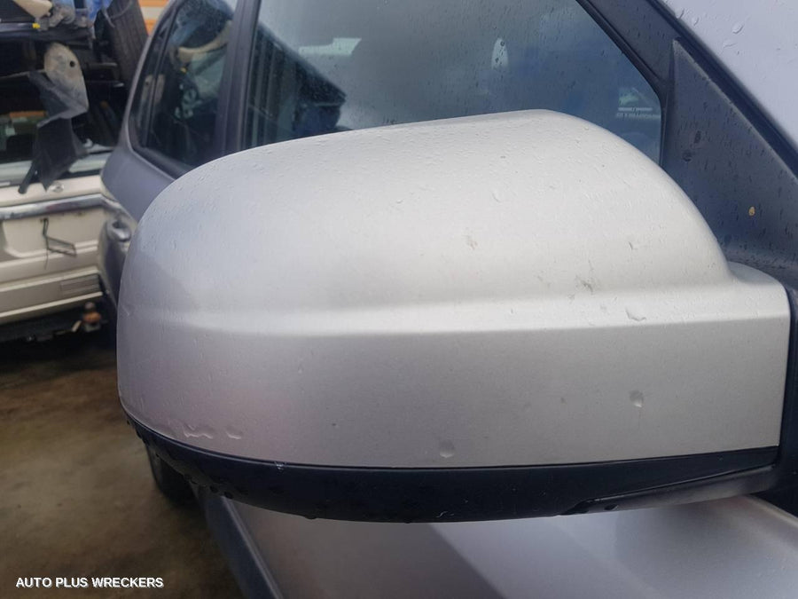 2005 Hyundai Tucson R Bar Bracket Reinfo