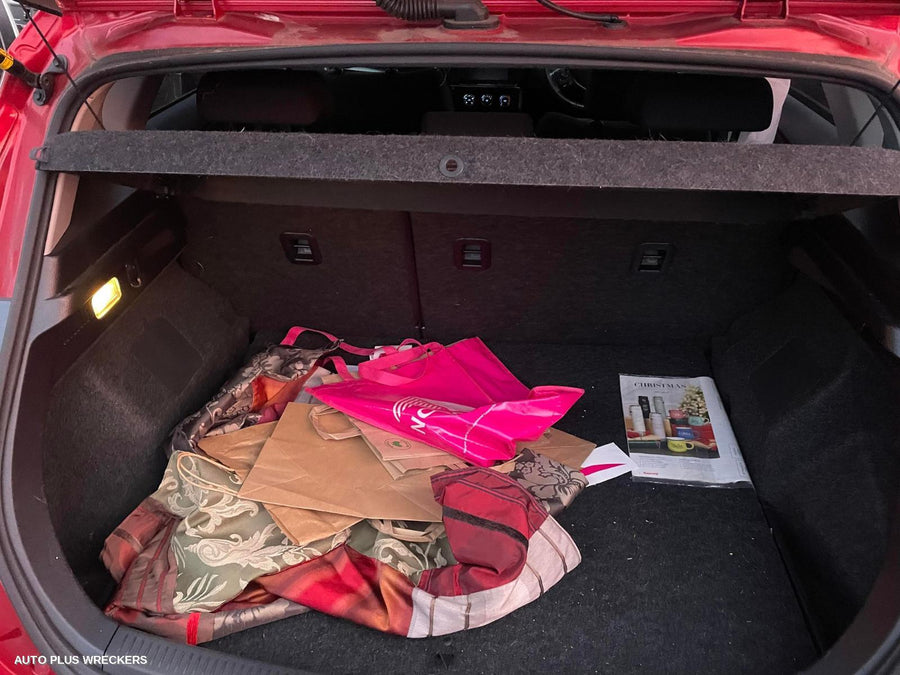 2016 Toyota Corolla Left Rear Door Window