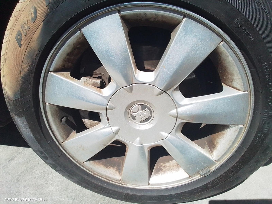 2009 Holden Commodore Right Door Mirror