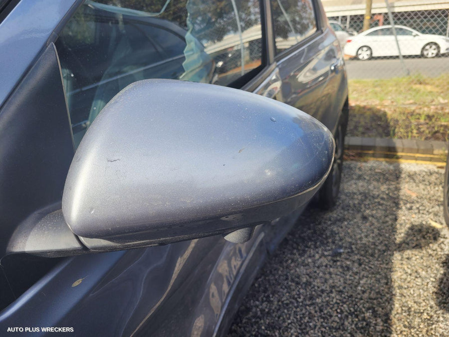 2013 NISSAN DUALIS GRILLE