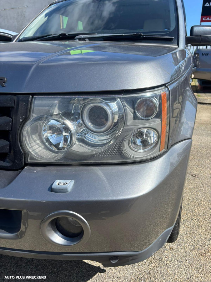 2009 Land Rover Rangerover Sport Courtesy Light
