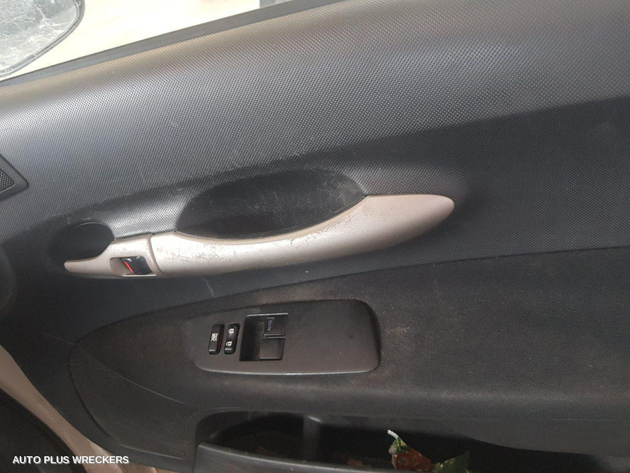 2008 Toyota Corolla Radiator Support