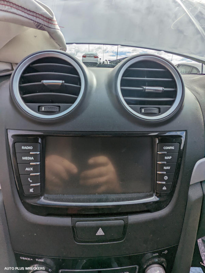 2013 Holden Commodore Left Front Hub Assembly