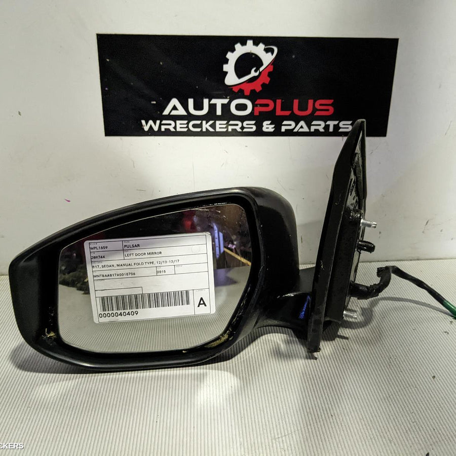 2012-2017 Nissan Pulsar Left Door Mirror