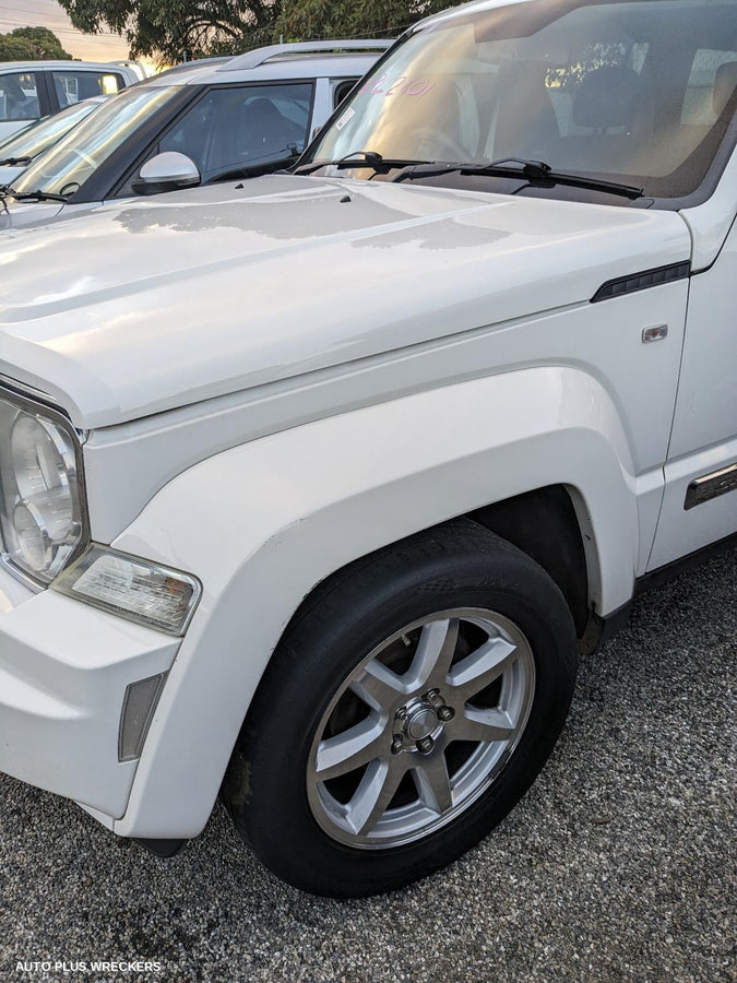 2010 Jeep Cherokee Bonnet
