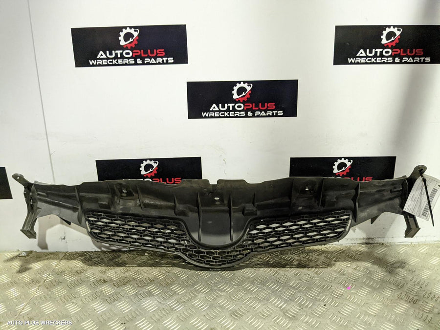 2007 Toyota Corolla Grille