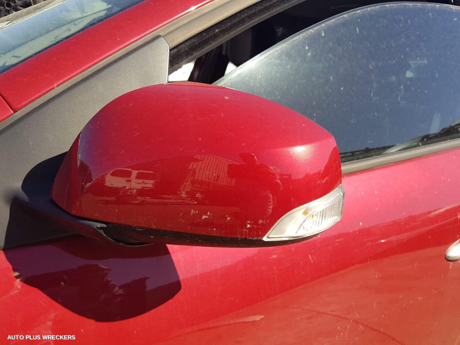 2013 Renault Megane Right Door Mirror