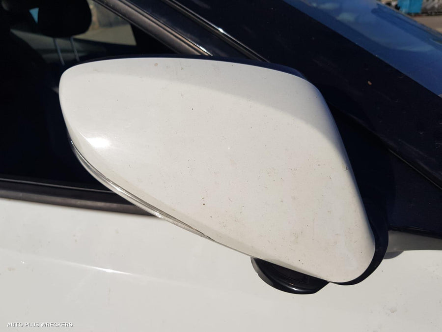 2011-2015 Hyundai Veloster Left Guard Liner