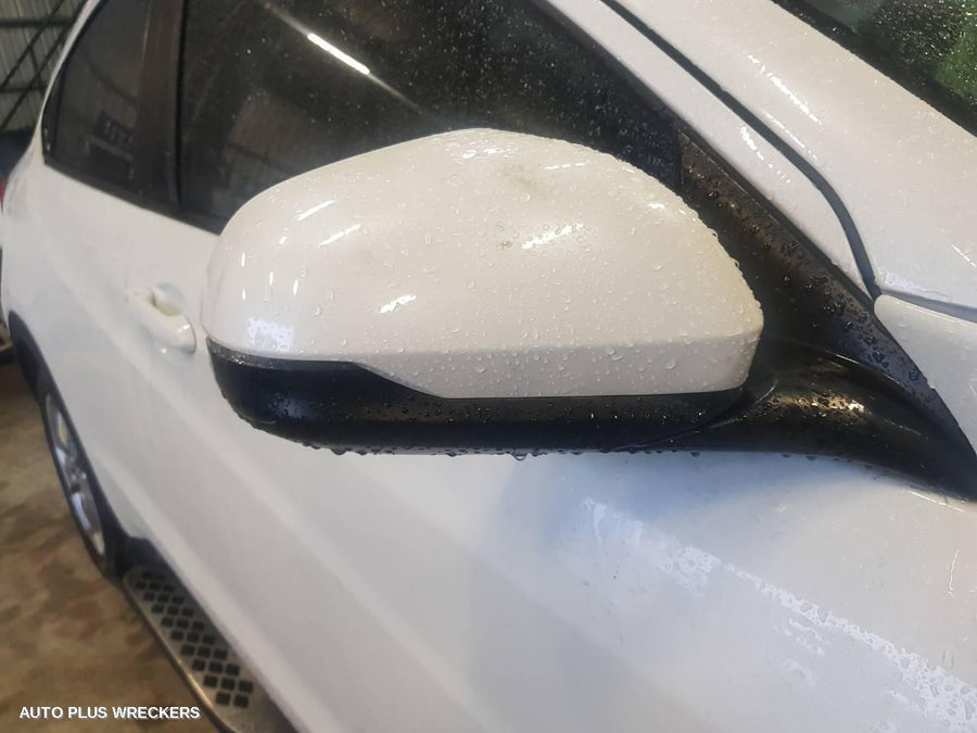 2016 Honda Hrv Rear Garnish