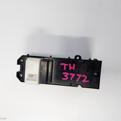 2015-2025 Toyota Hilux Pwr Dr Wind Switch