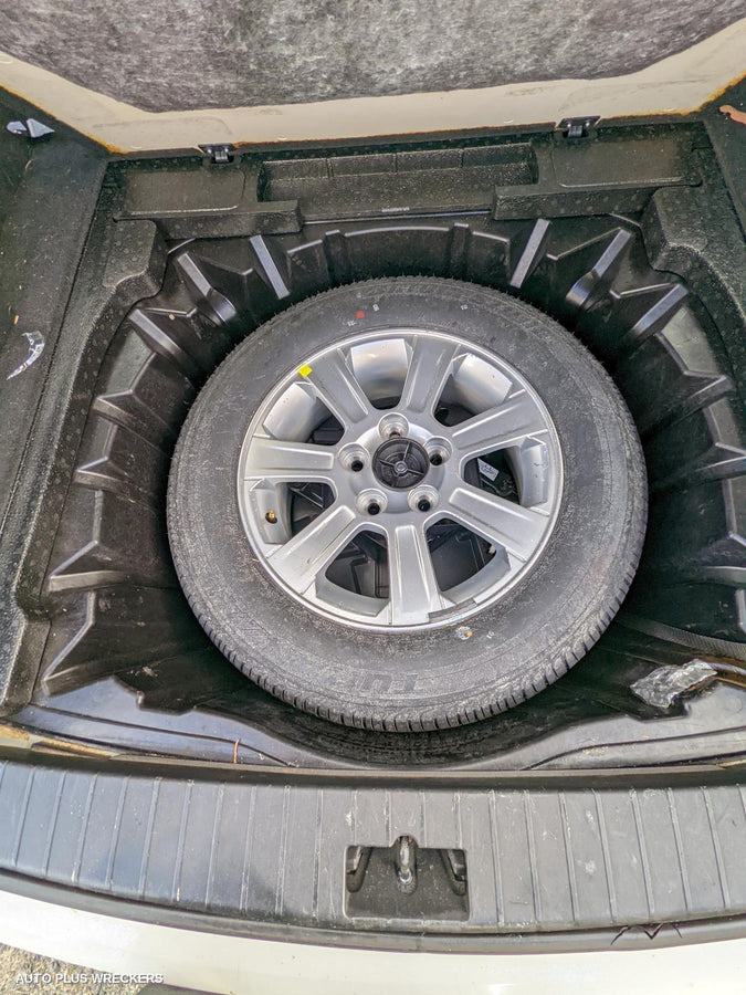 2008 Holden Commodore Right Door Mirror