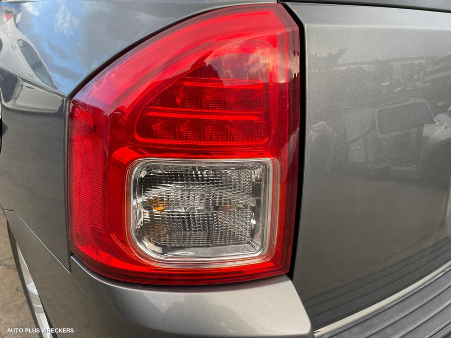 2012 Jeep Compass Right Rear Door Sliding