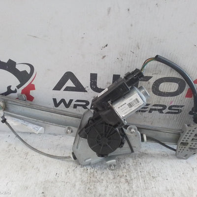 2011-2019 Hyundai Accent Right Front Window Reg Motor