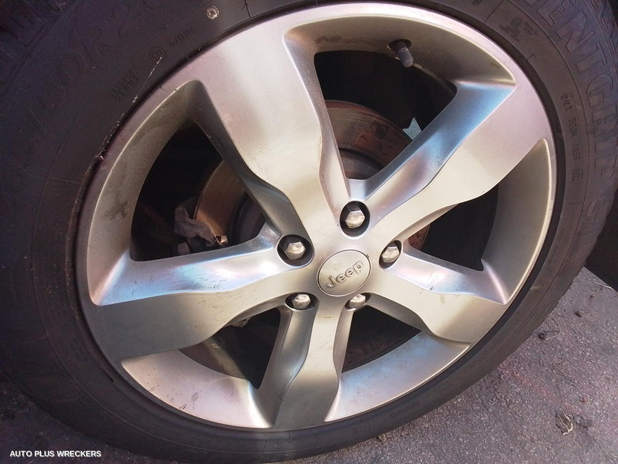 2012 Jeep Grandcherokee Wheel Mag