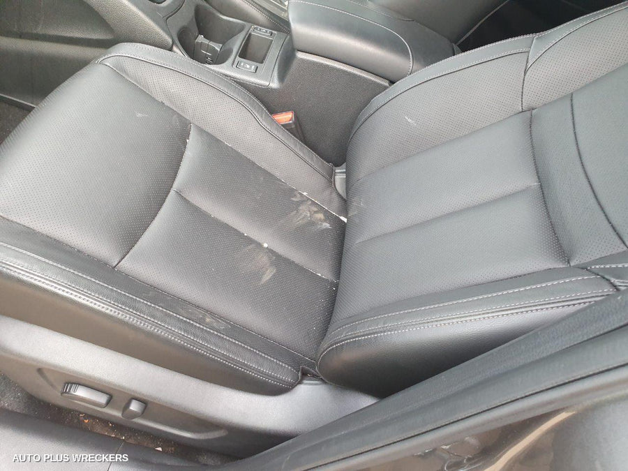 2018 Nissan Xtrail Right Front Door Window