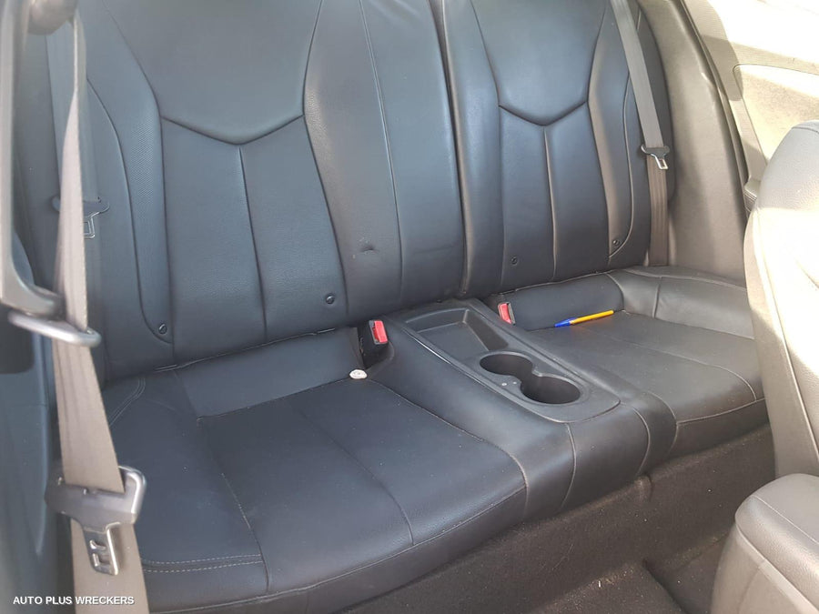 2013 Hyundai Veloster Left Rear Door Sliding