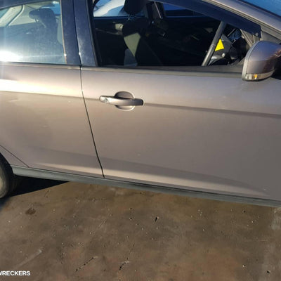 2012-2015 Ford Focus Right Headlamp