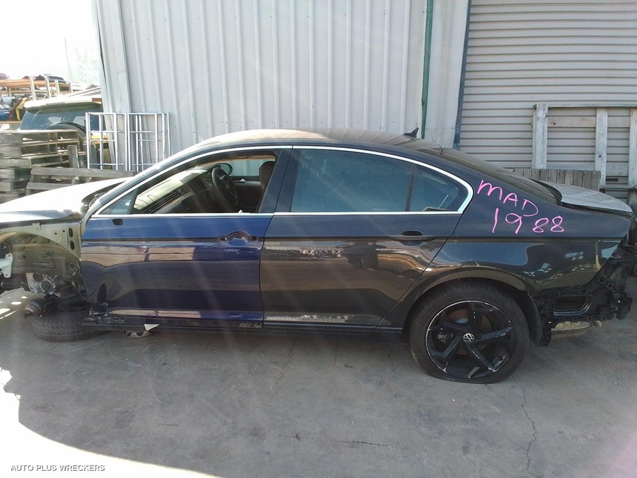 2021 Volkswagen Passat Airbag Module Sensor