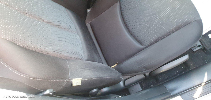 2009 Mazda 6 Parcel Shelf