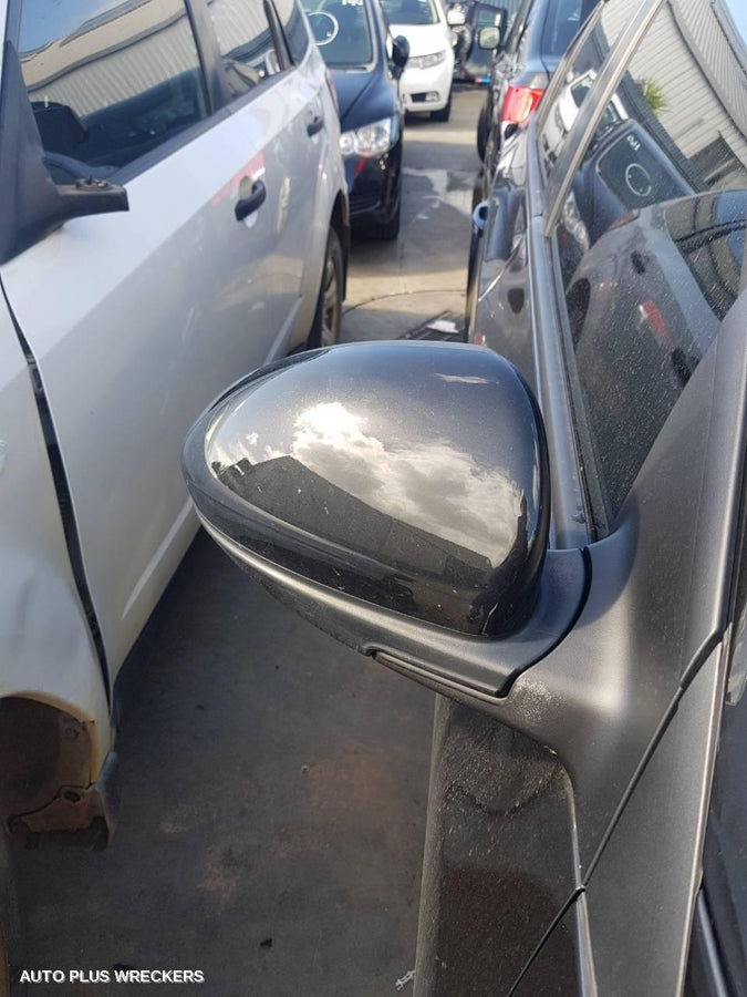 2014 Holden Cruze Fan