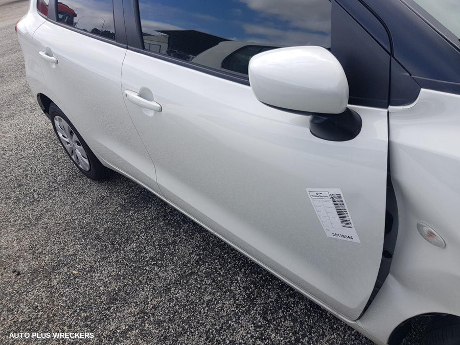 2019 Suzuki Baleno Left Indicator Fog Side