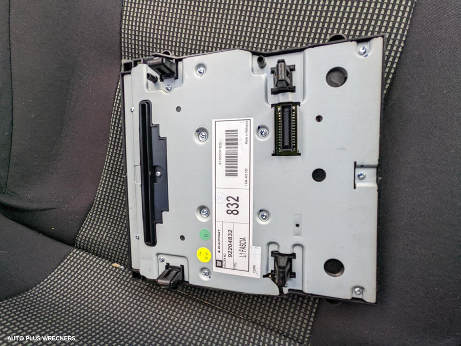 2008 Holden Commodore Right Door Mirror