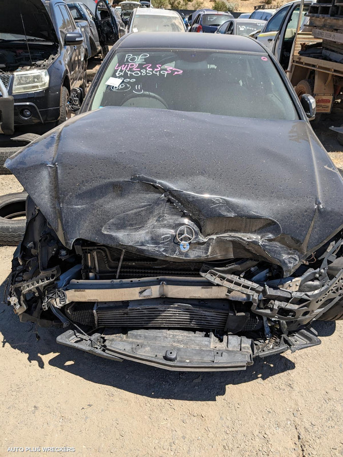 2007 Mercedes C Class R Bar Bracket Reinfo