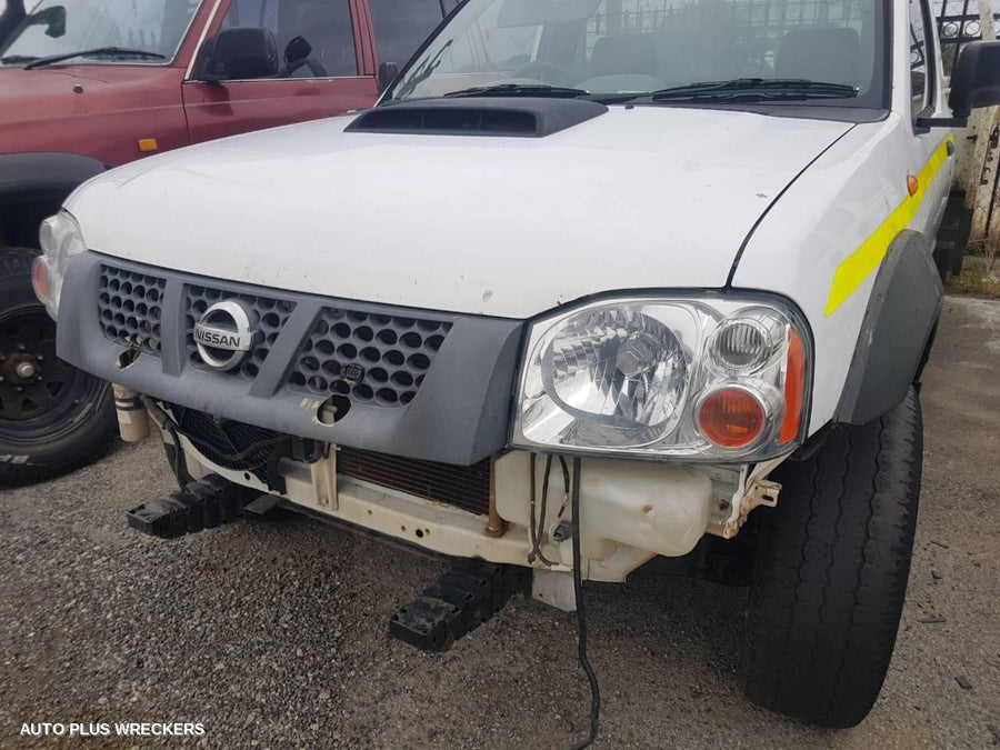 1997-2015 Nissan Navara Towbar