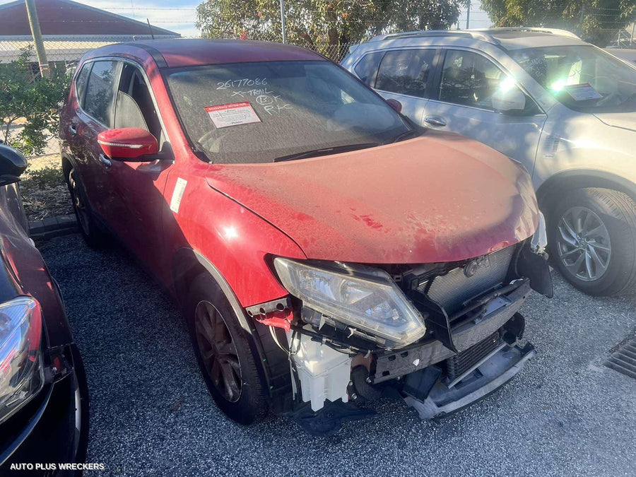 2016 Nissan Xtrail Left Door Mirror